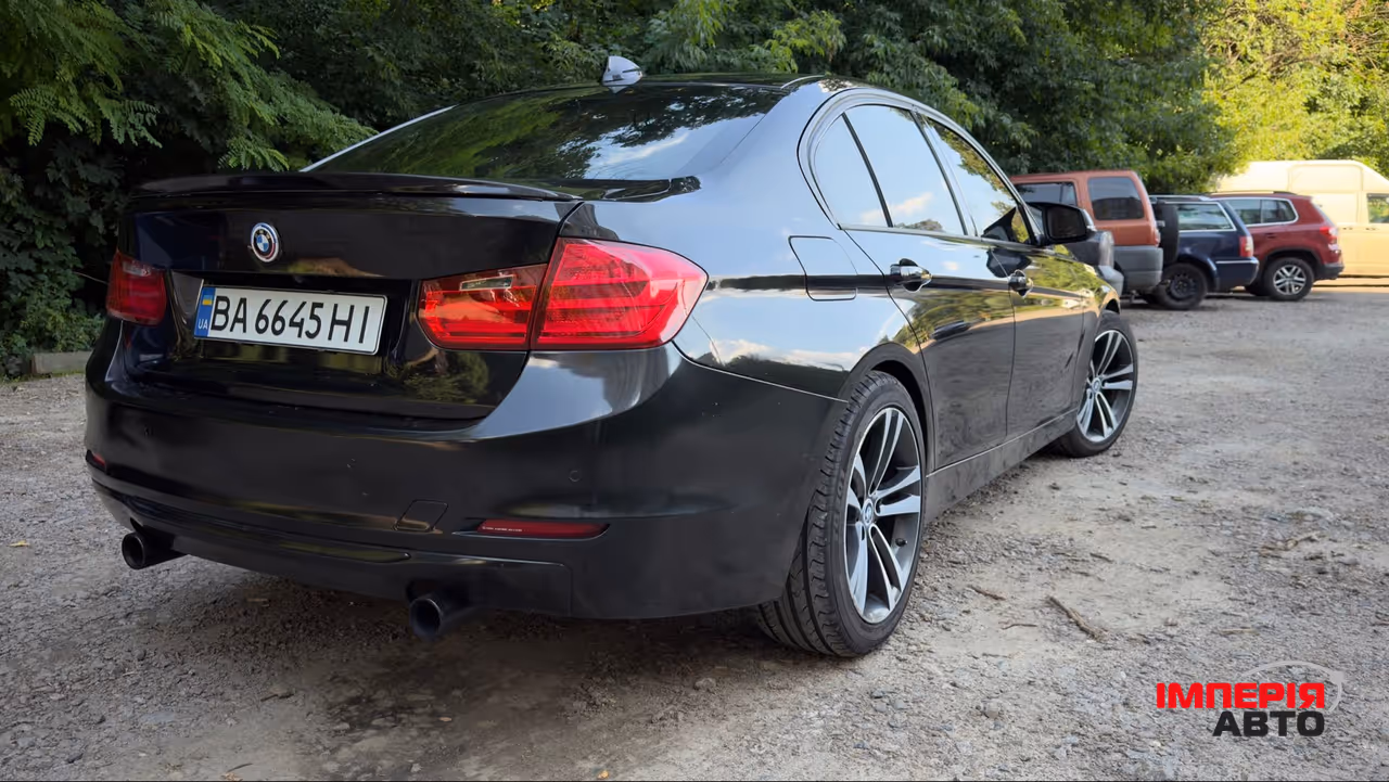 BMW 3 серії - фото 3
