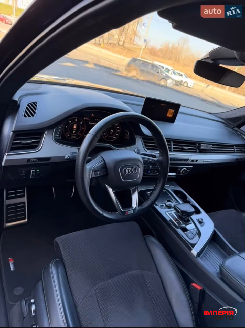Audi Q7 - фото 22