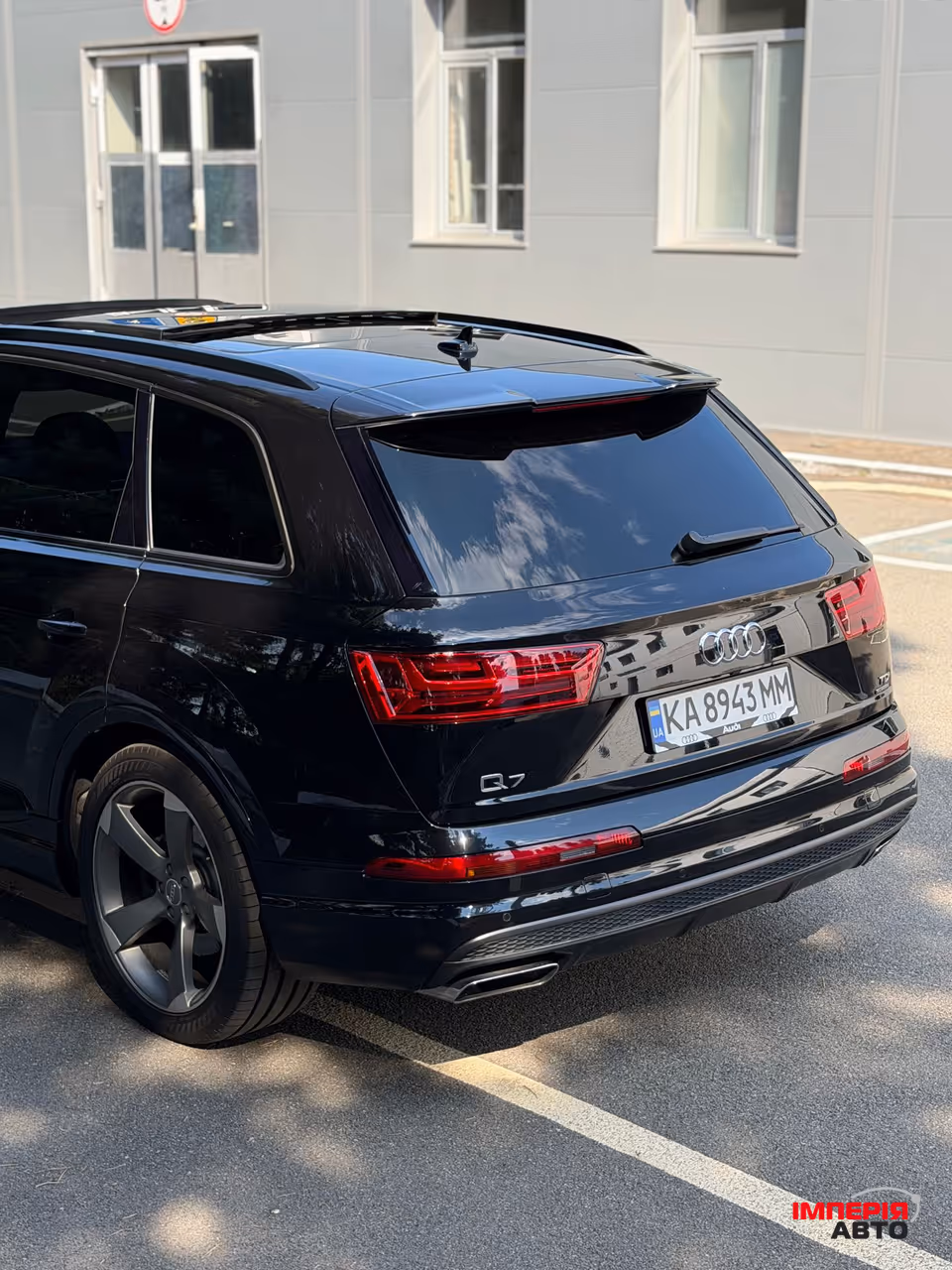 Audi Q7 - фото 19