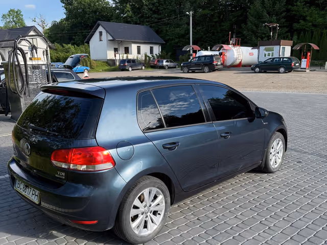 Volkswagen Golf - зображення 3