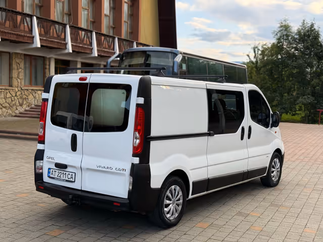 Opel Vivaro - зображення 4