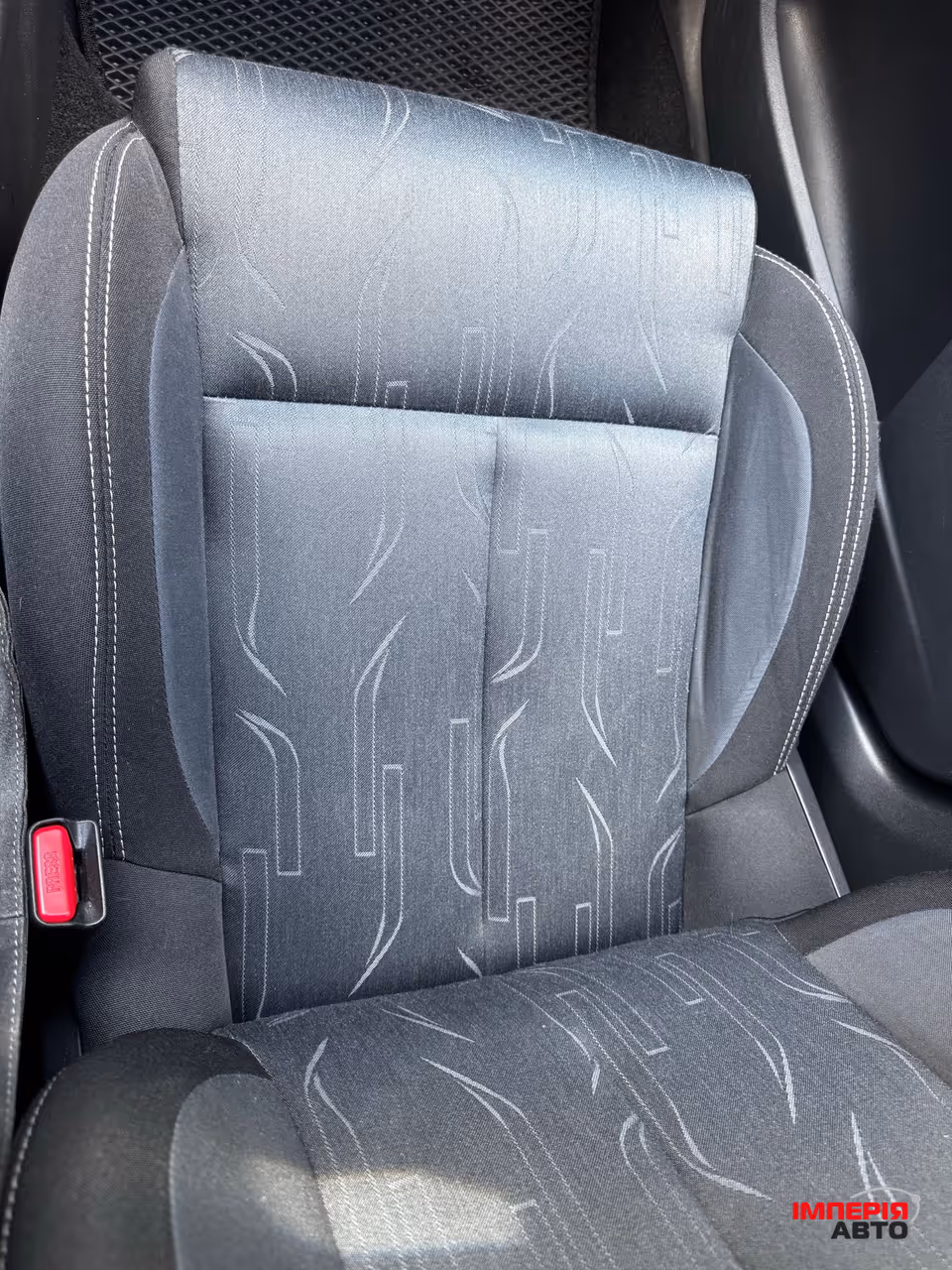 Citroen C4 - фото 13