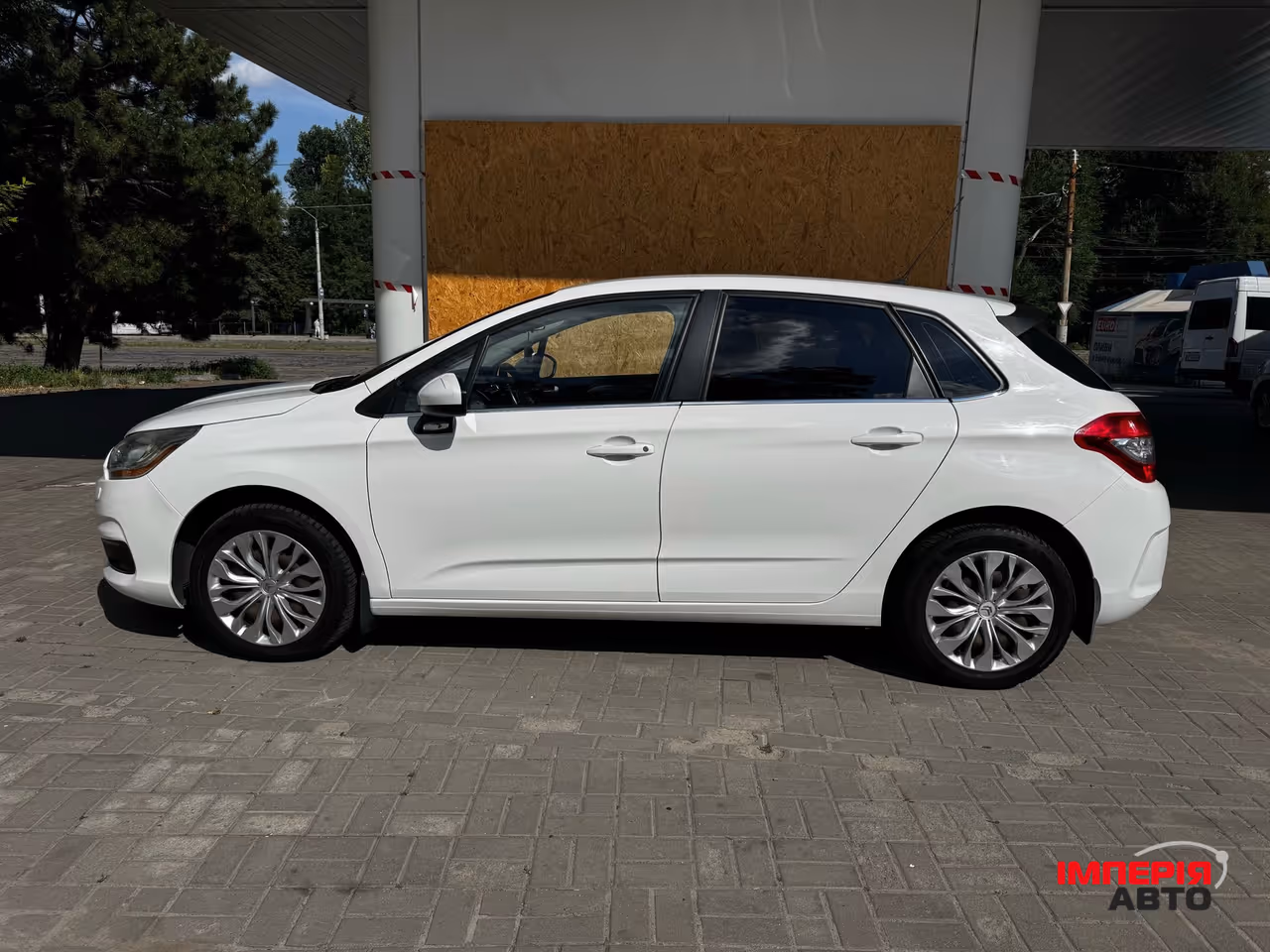 Citroen C4 - фото 3