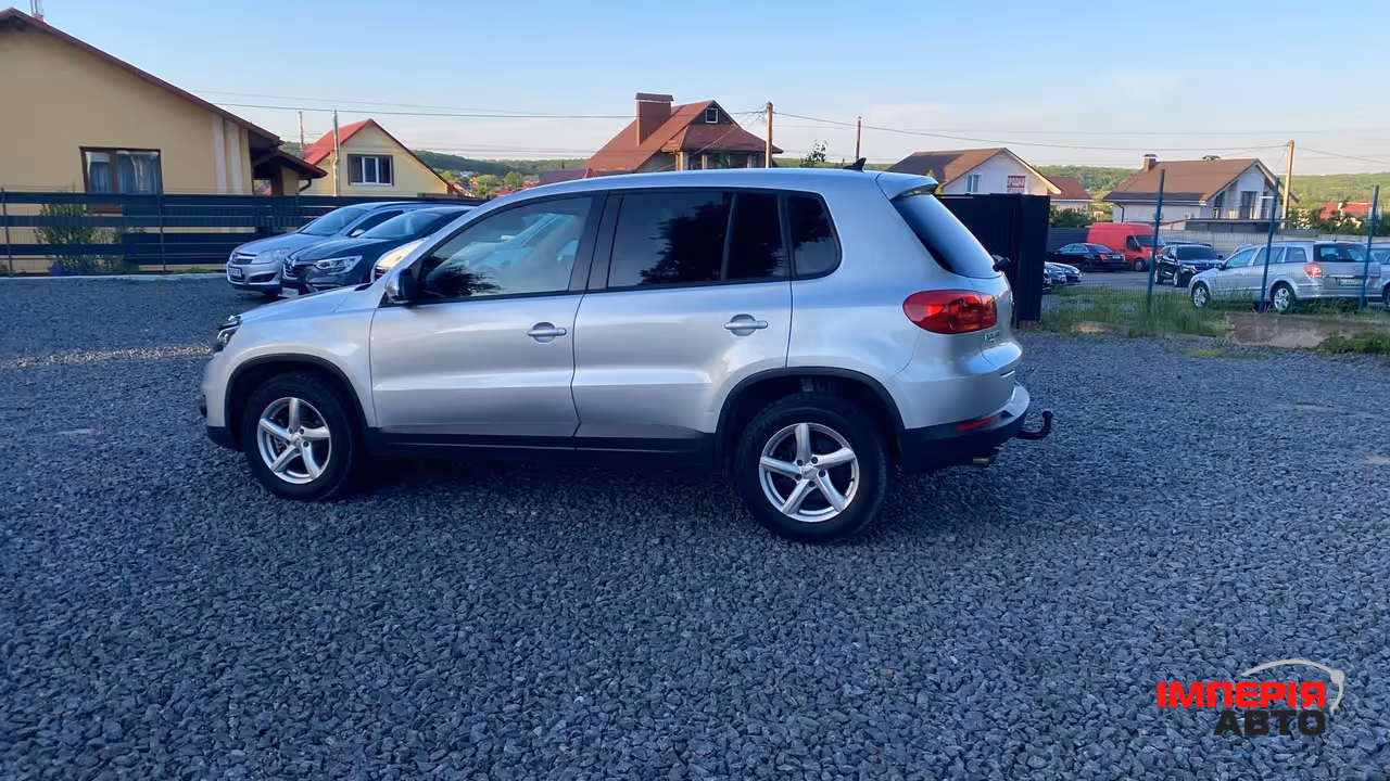 Volkswagen Tiguan - фото 5