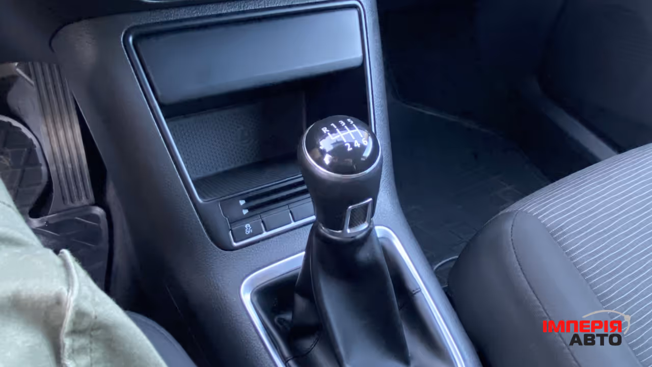 Volkswagen Tiguan - фото 23