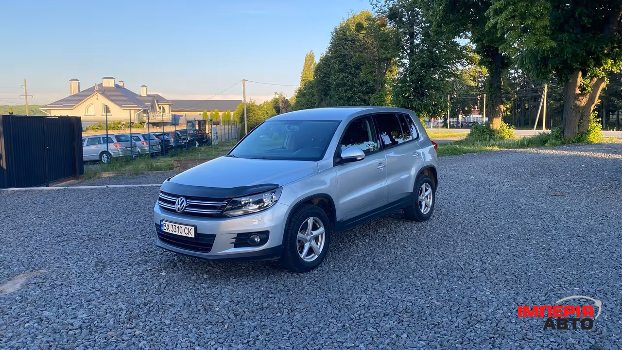 Volkswagen Tiguan - фото 2