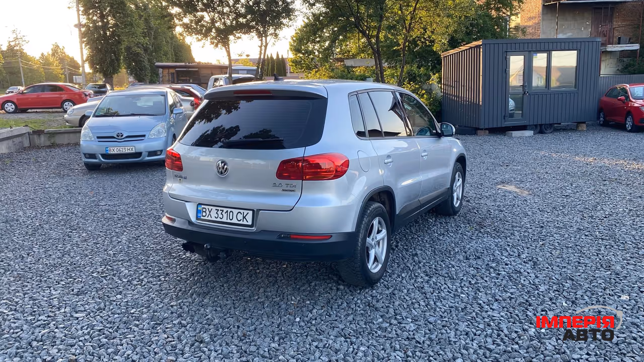 Volkswagen Tiguan - фото 9