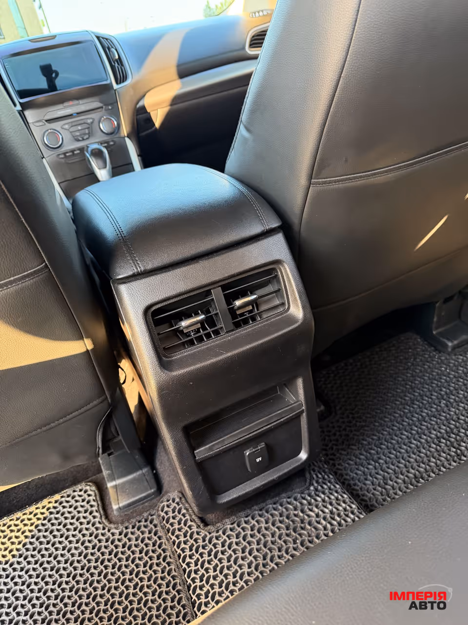 Ford Edge - фото 16