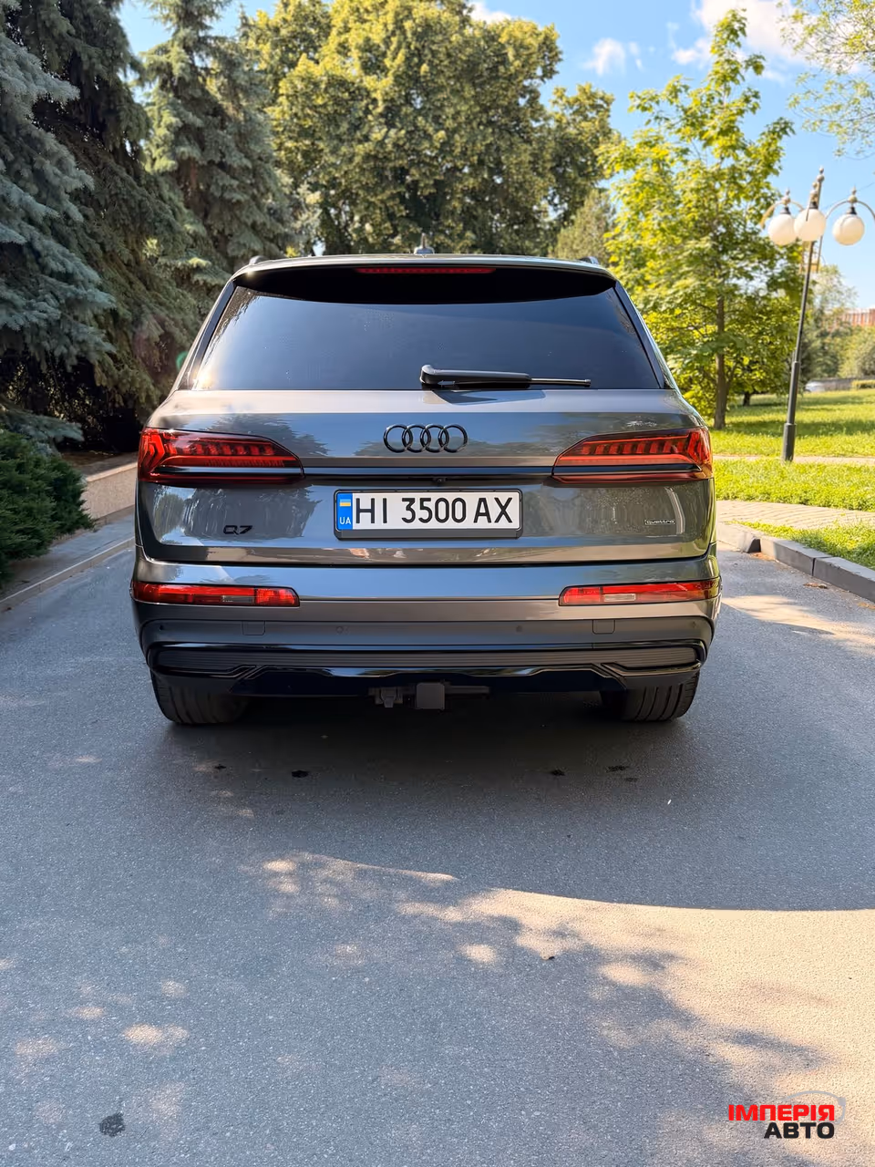 Audi Q7 - фото 9