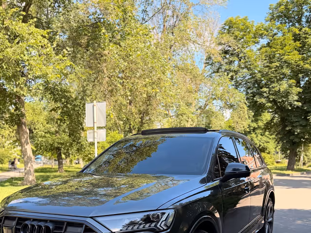 Audi Q7 - зображення 1