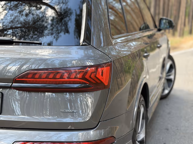 Audi Q7 - зображення 3