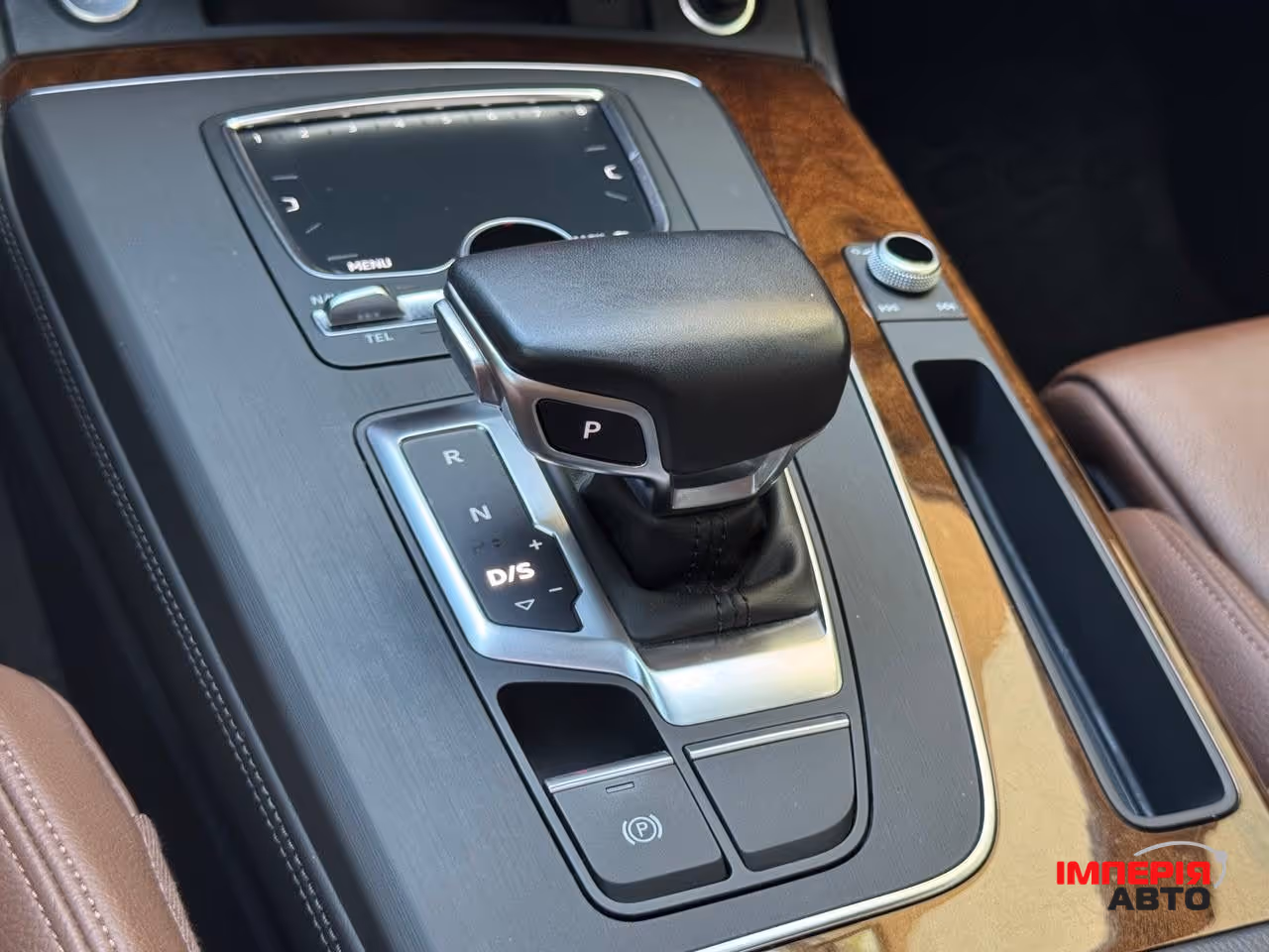Audi Q5 - фото 24