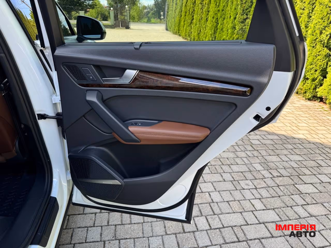 Audi Q5 - фото 32