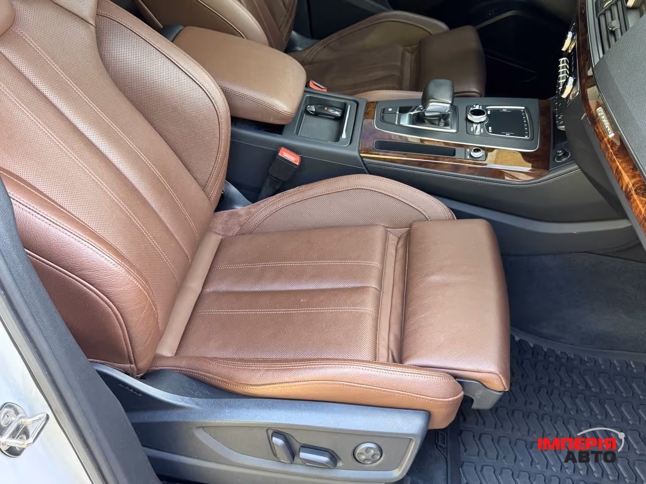 Audi Q5 - фото 37
