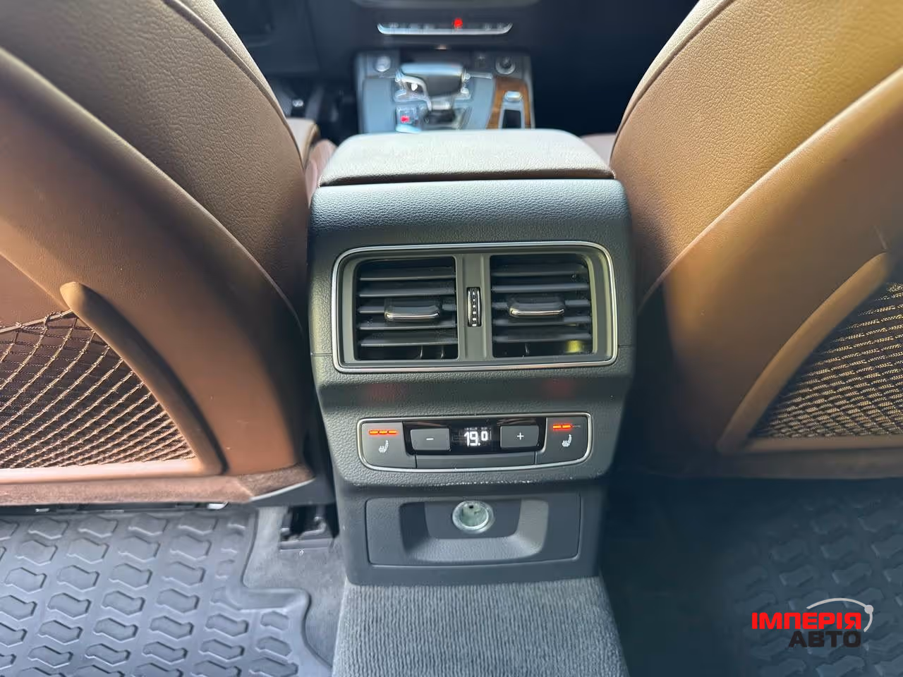 Audi Q5 - фото 29