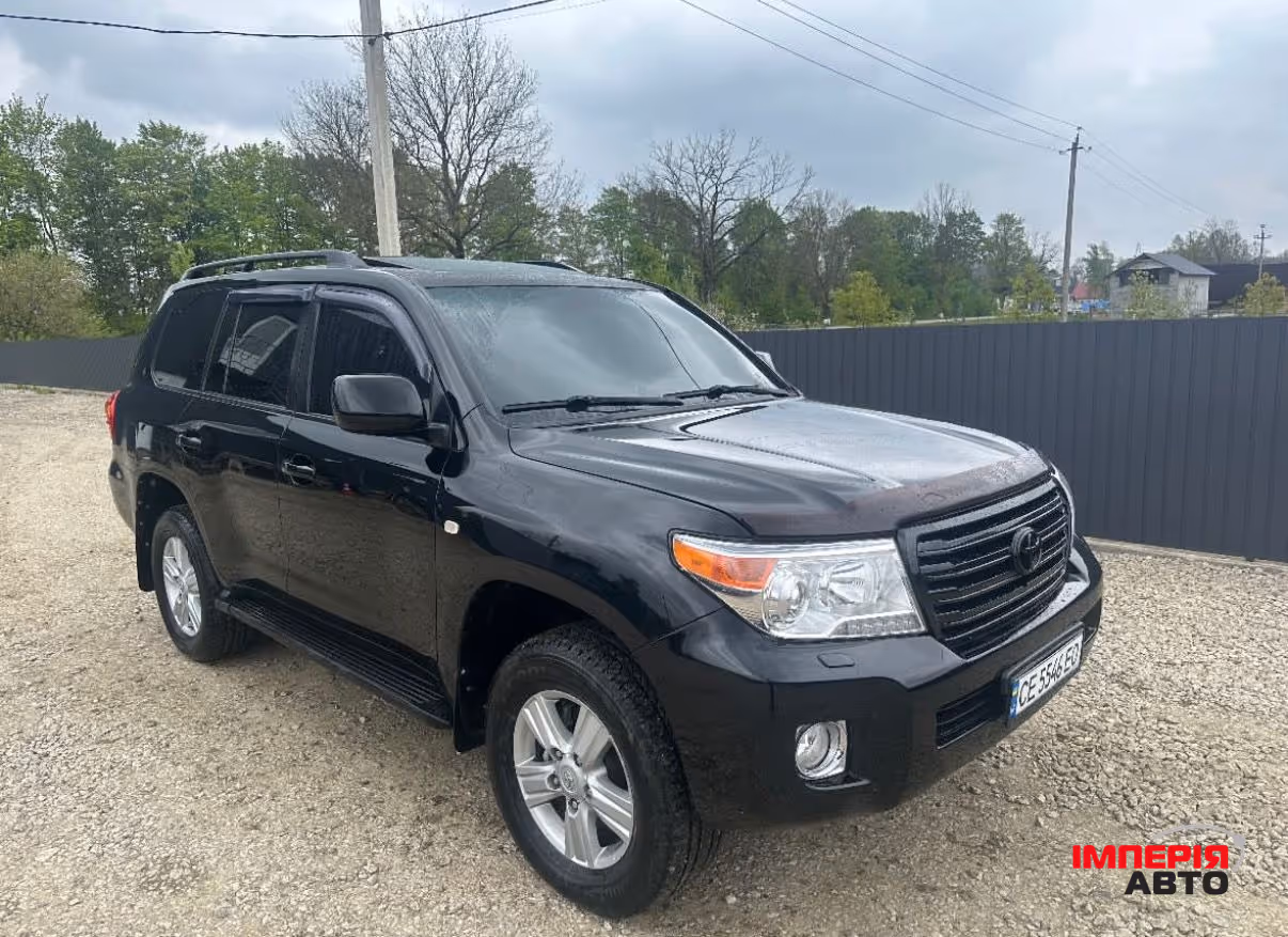 Toyota Land Cruiser - фото 2