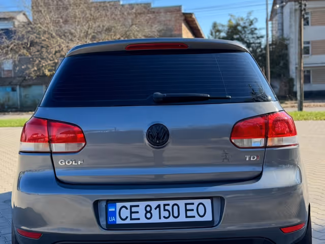 Volkswagen Golf - зображення 5