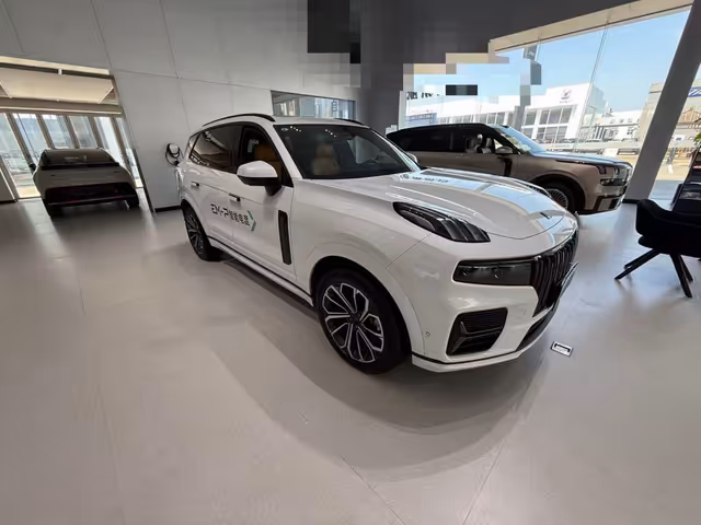 Lynk & Co 09 - зображення 2