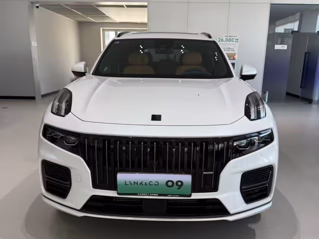 Lynk & Co 09 - зображення 1