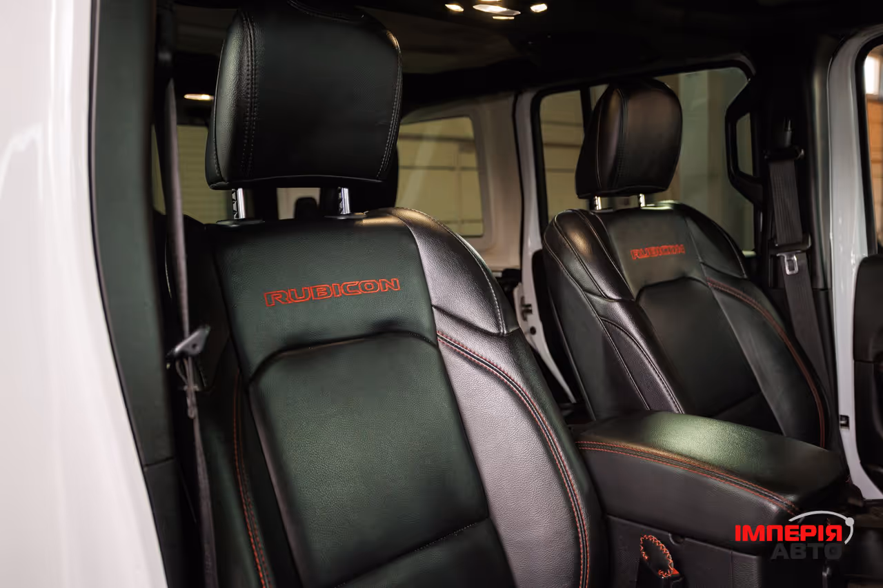 Jeep Wrangler - фото 45
