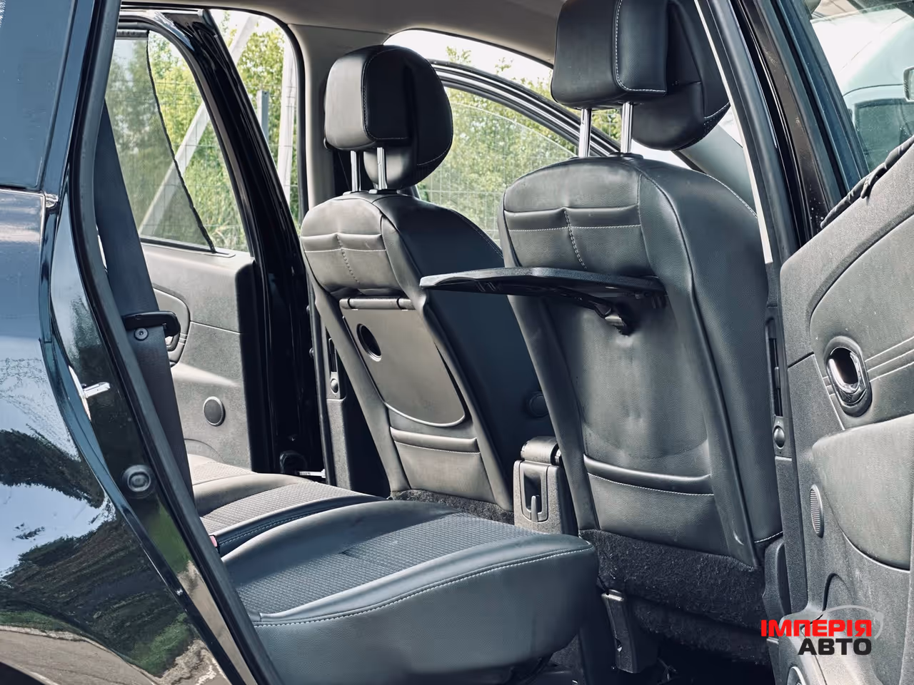 Renault Scenic - фото 9