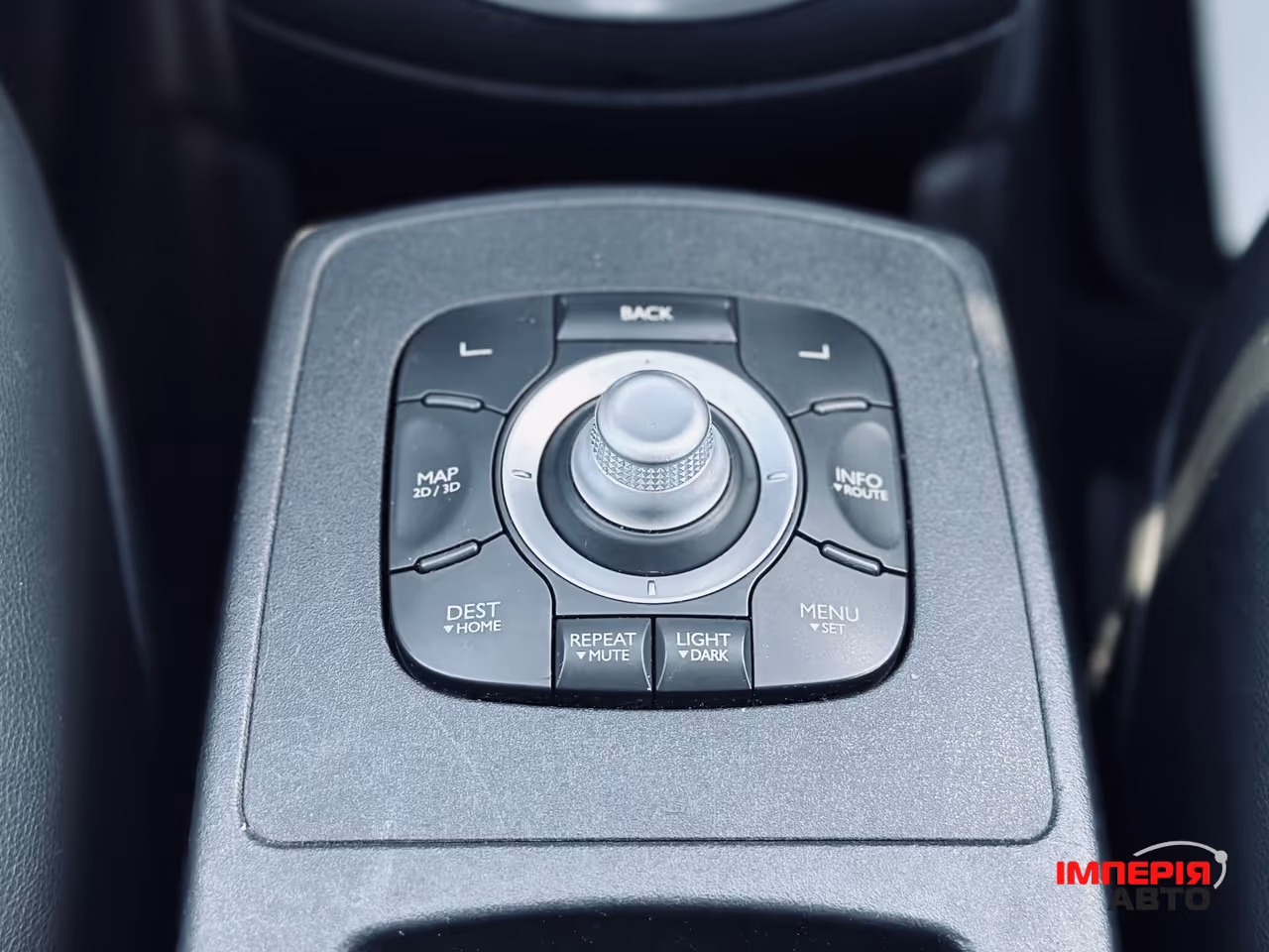Renault Scenic - фото 42