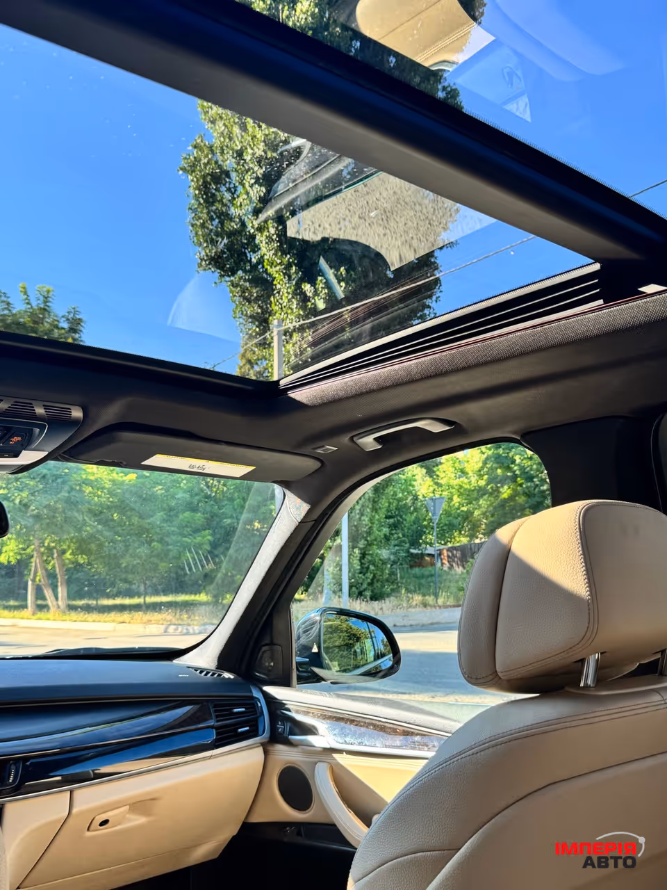 BMW X5 - фото 6
