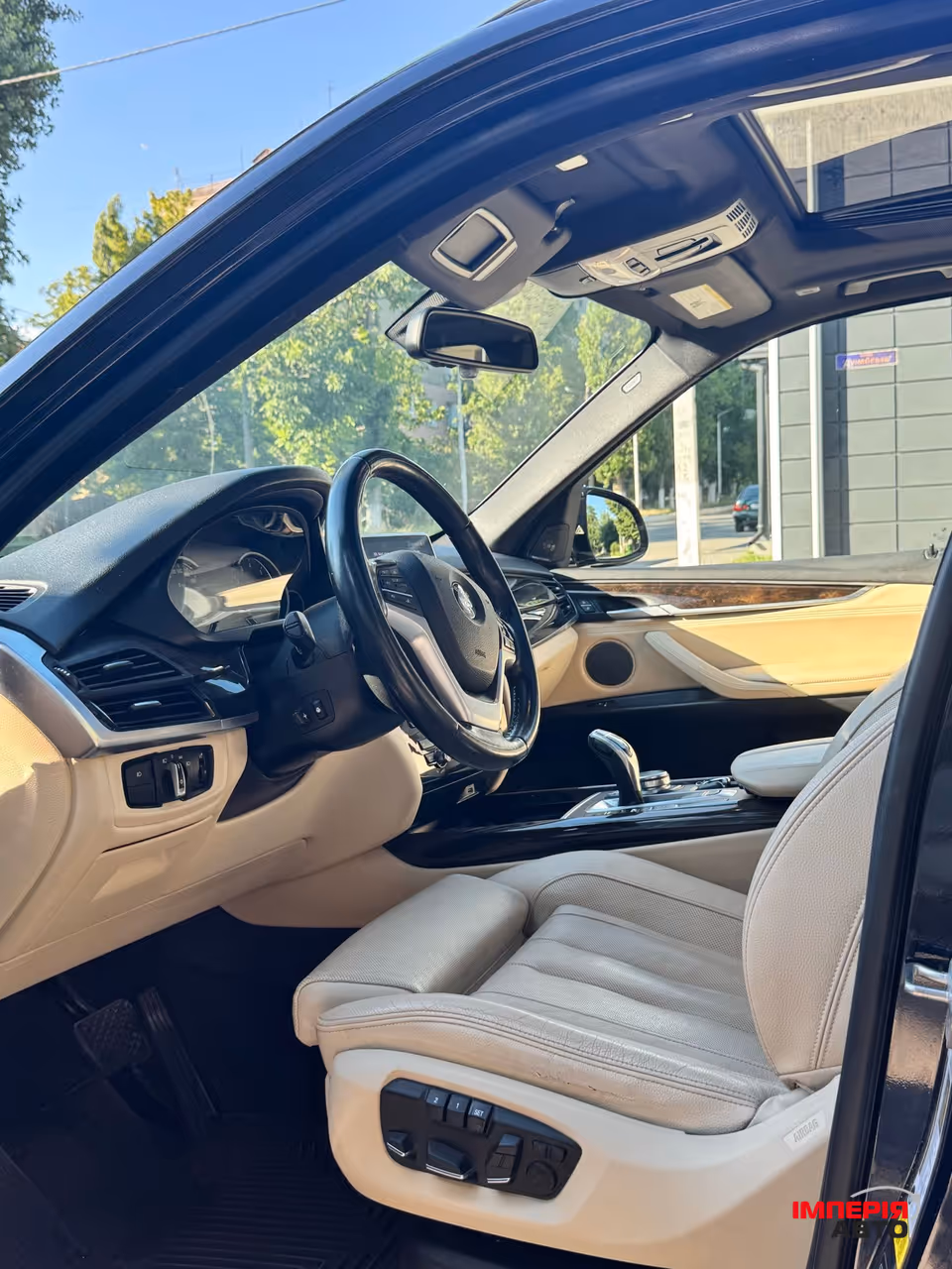 BMW X5 - фото 7
