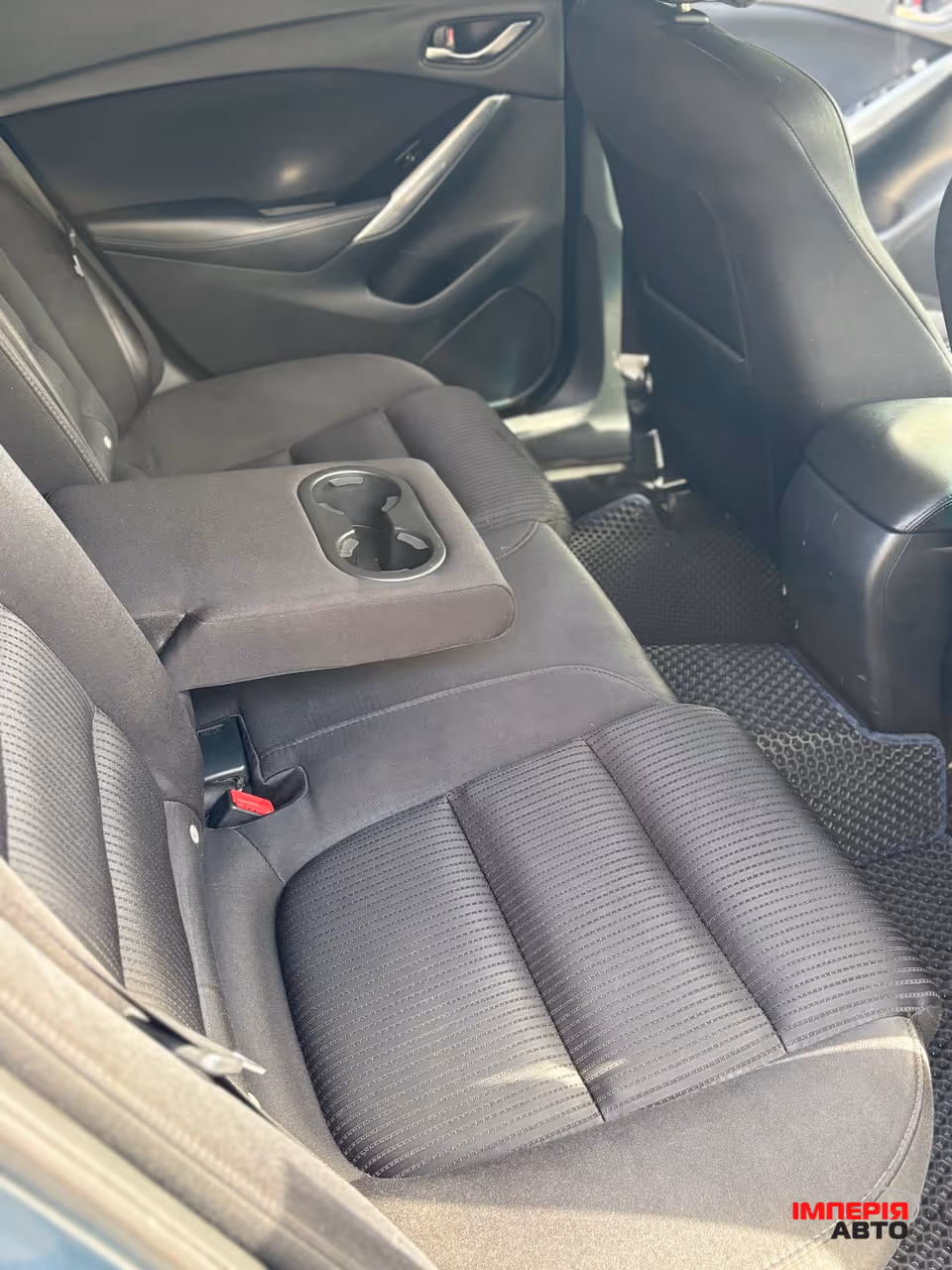 Mazda 6 - фото 13