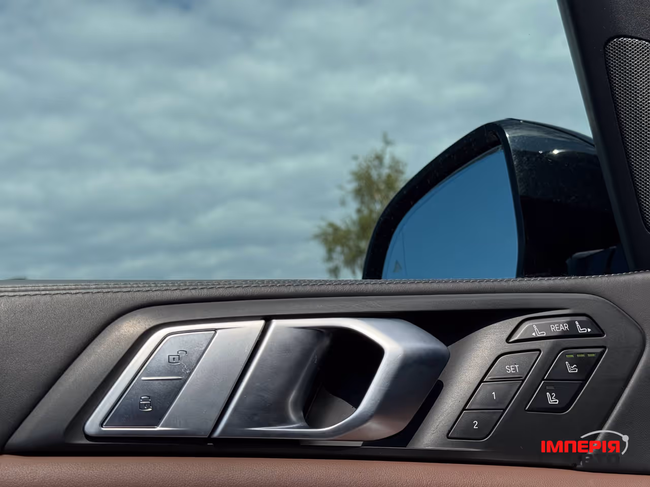 BMW X7 - фото 59