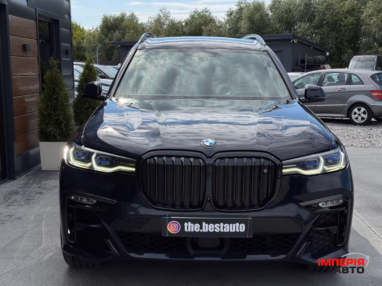 BMW X7 - фото 32