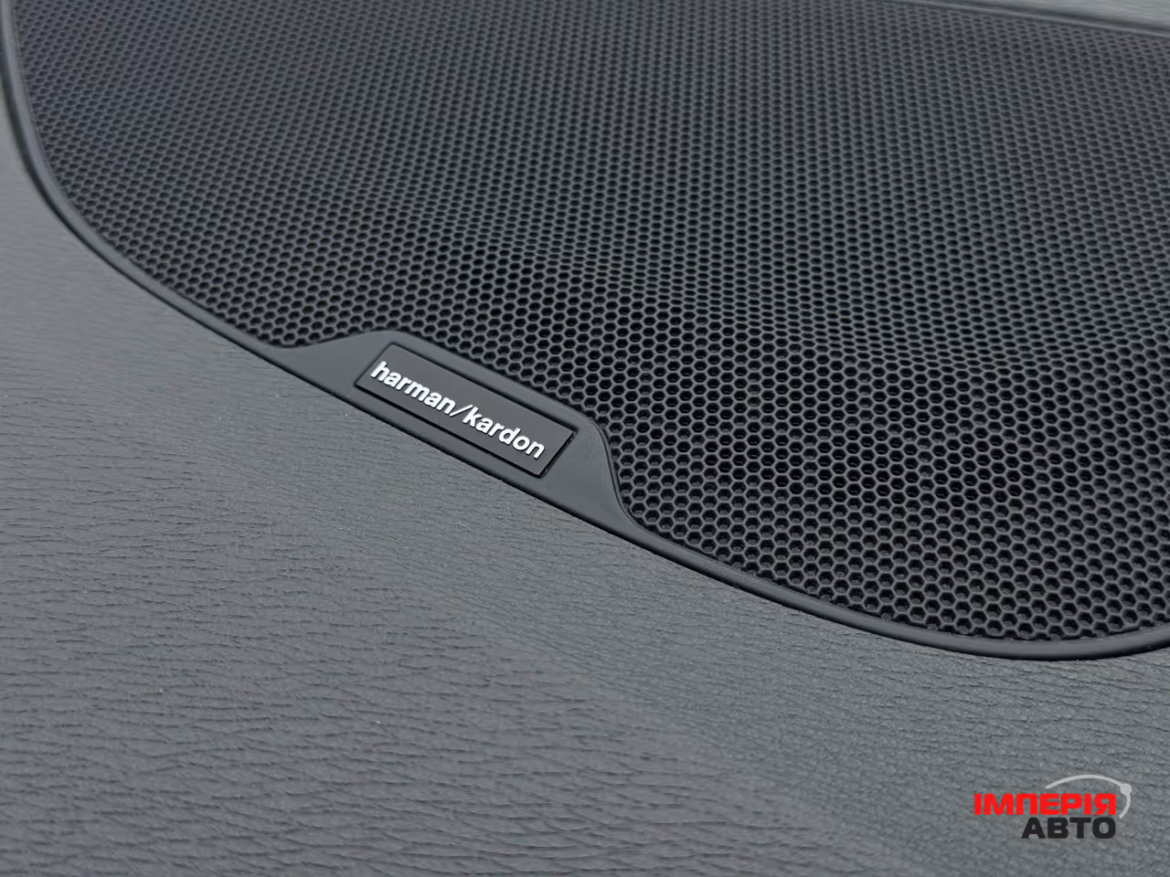 Volvo S60 Cross Country - фото 82