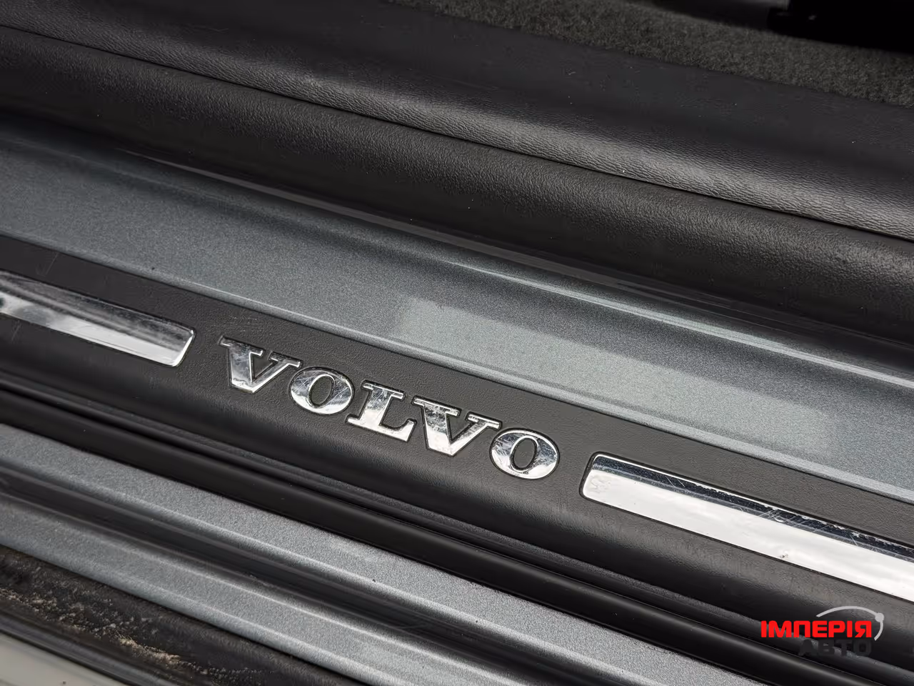 Volvo S60 Cross Country - фото 27
