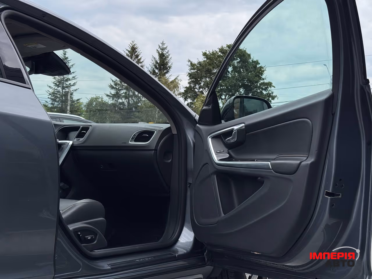 Volvo S60 Cross Country - фото 74