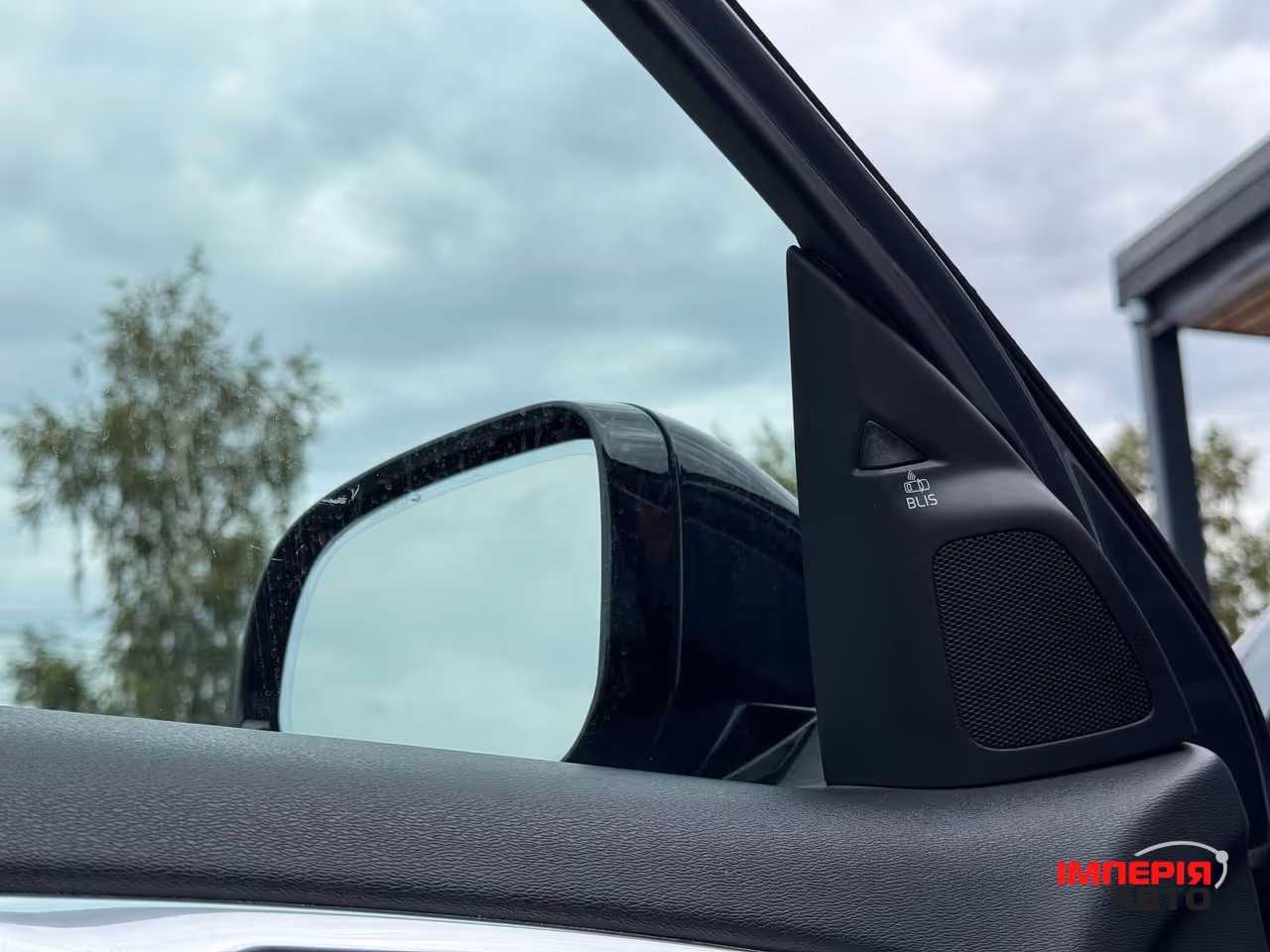 Volvo S60 Cross Country - фото 26