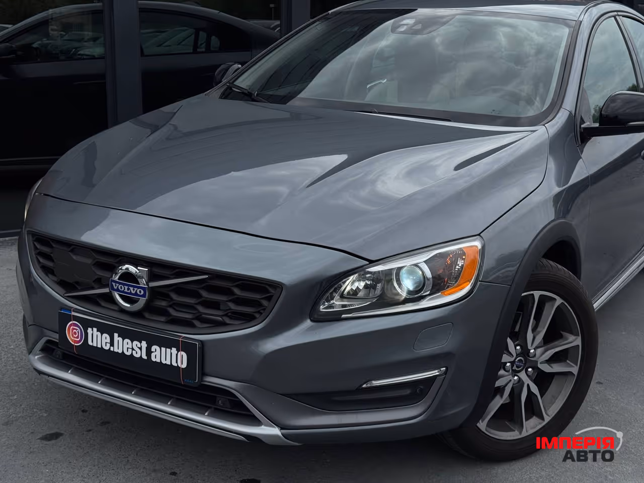 Volvo S60 Cross Country - фото 3