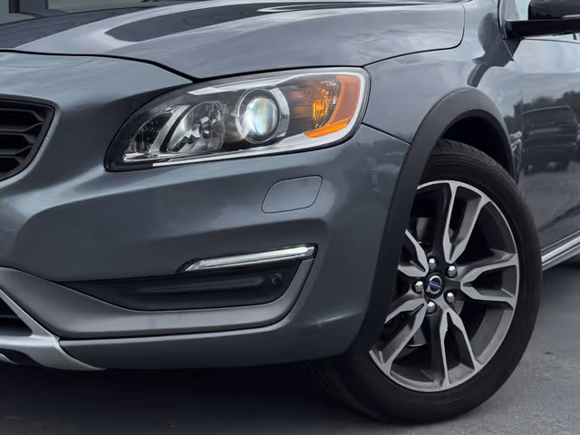 Volvo S60 Cross Country - зображення 2