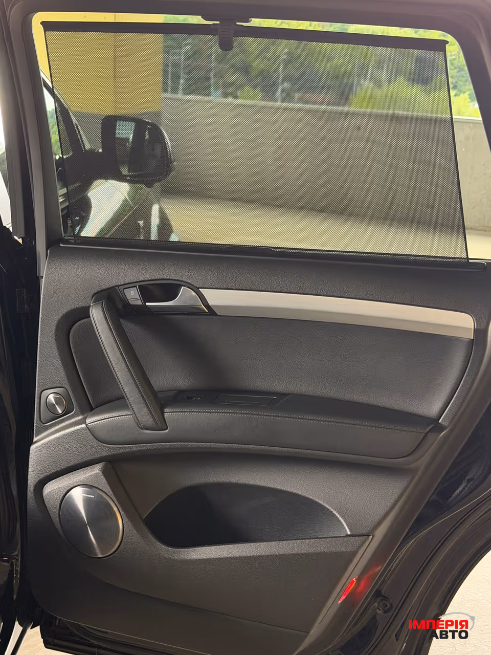 Audi Q7 - фото 21