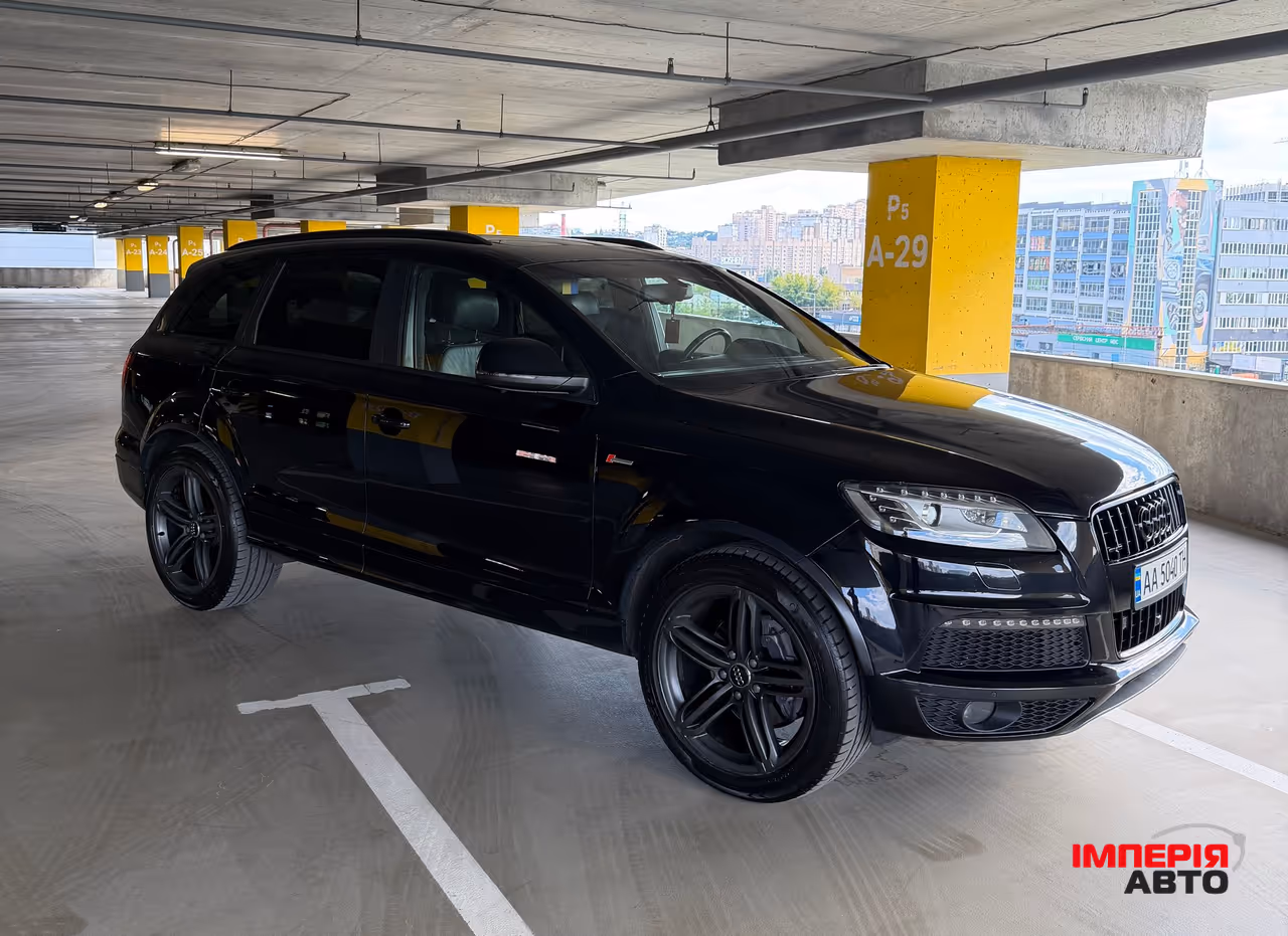 Audi Q7 - фото 2