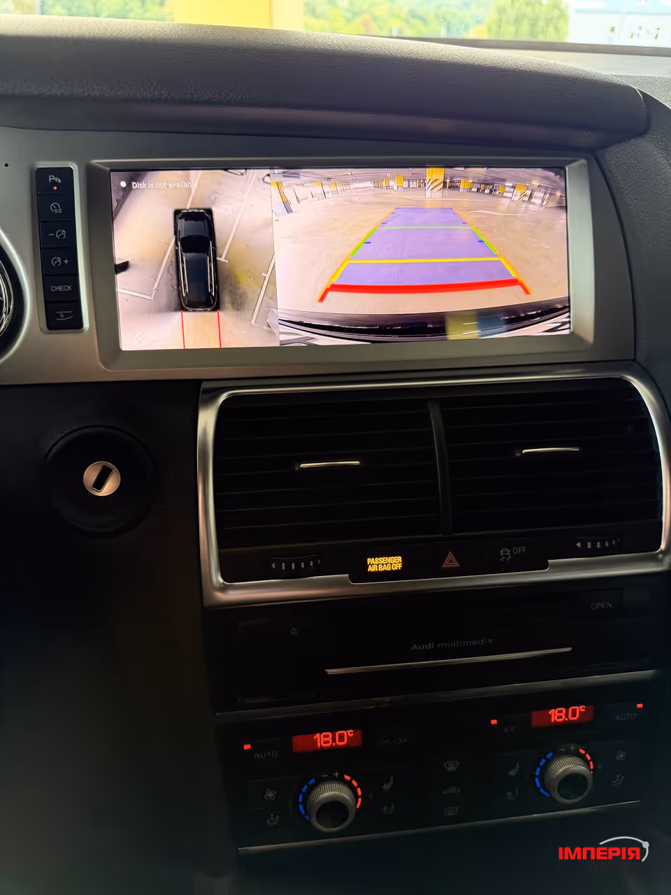 Audi Q7 - фото 27
