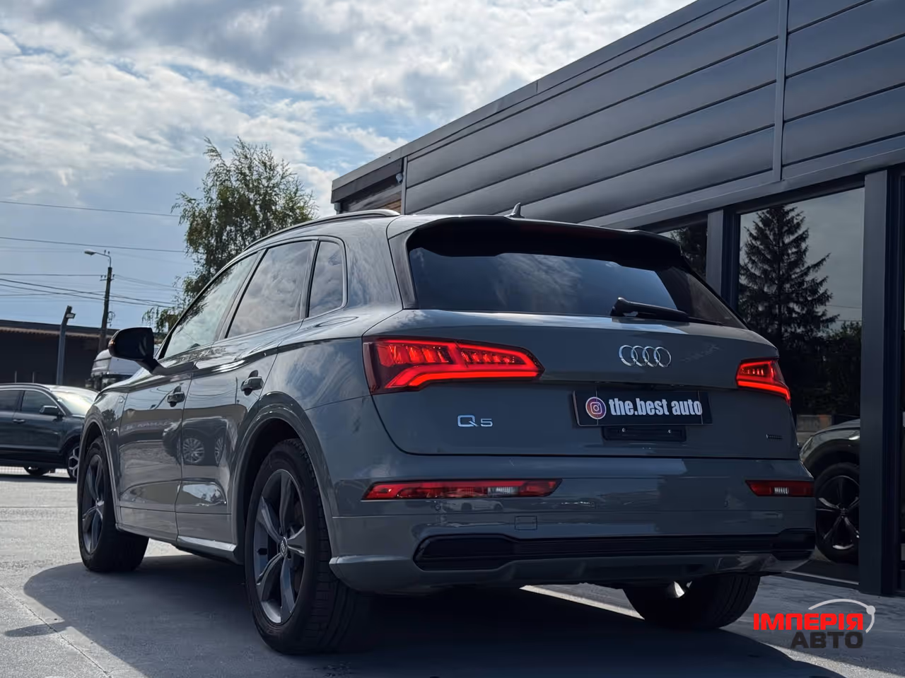 Audi Q5 - фото 21