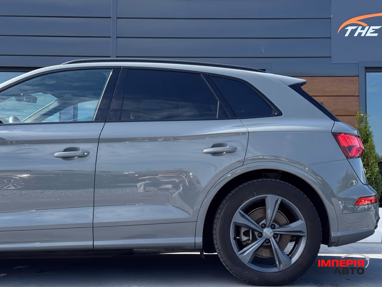 Audi Q5 - фото 20