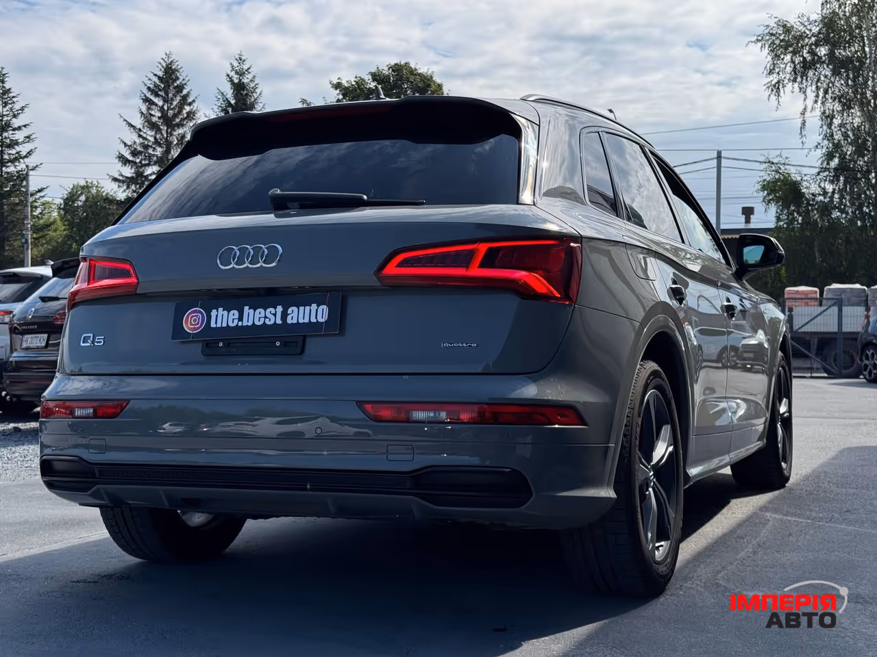 Audi Q5 - фото 22