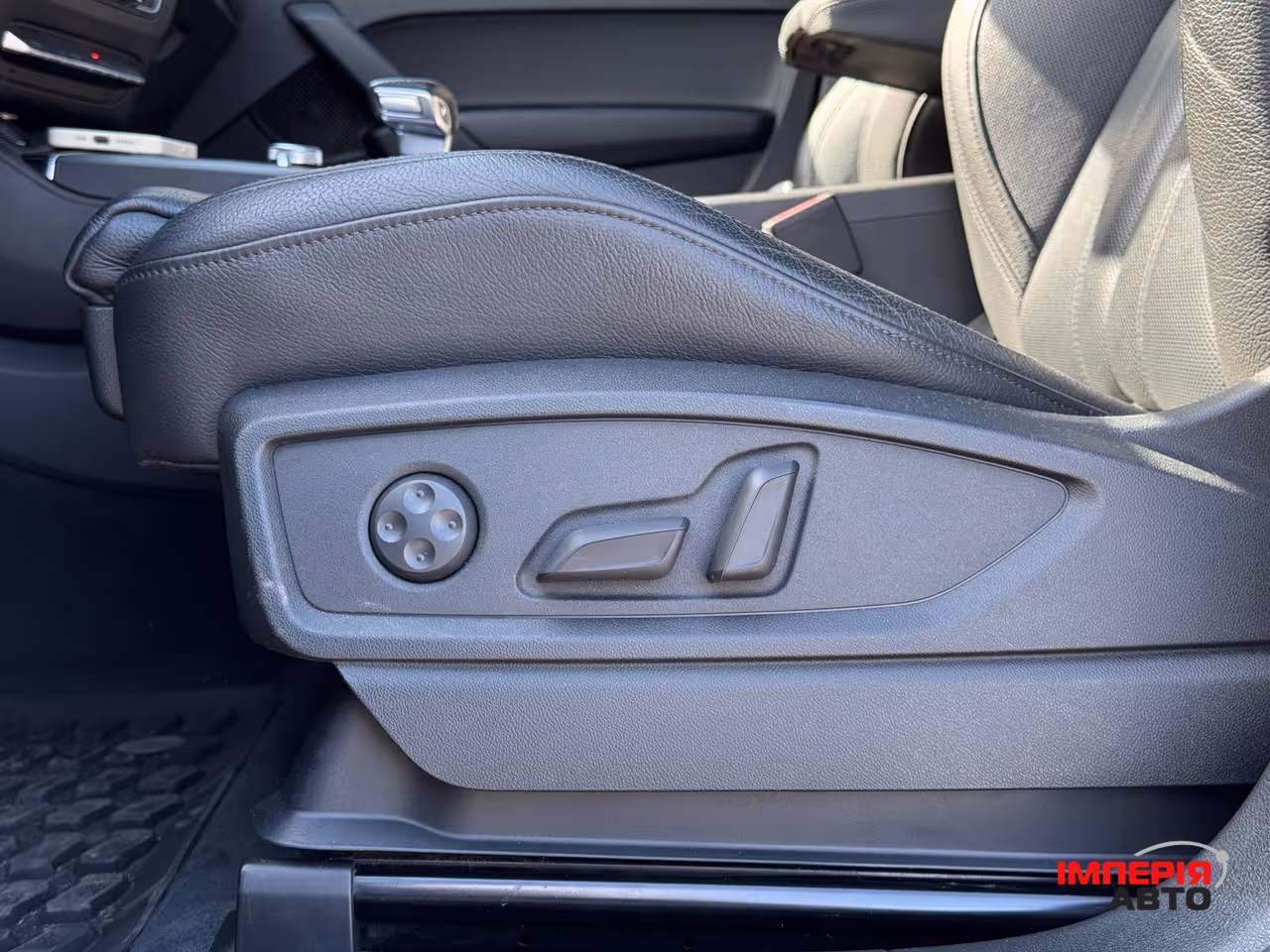 Audi Q5 - фото 35