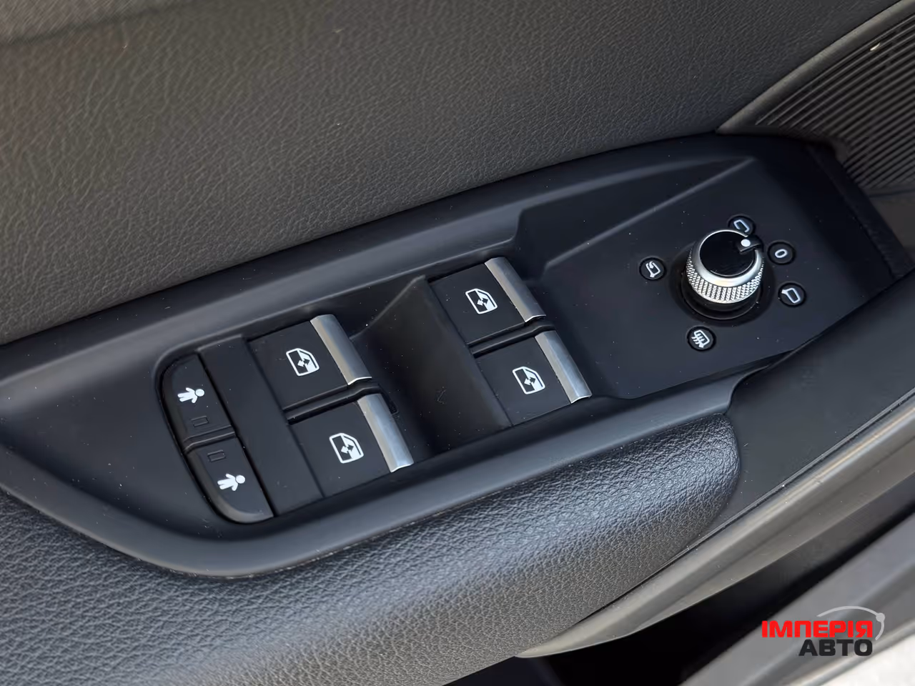 Audi Q5 - фото 31