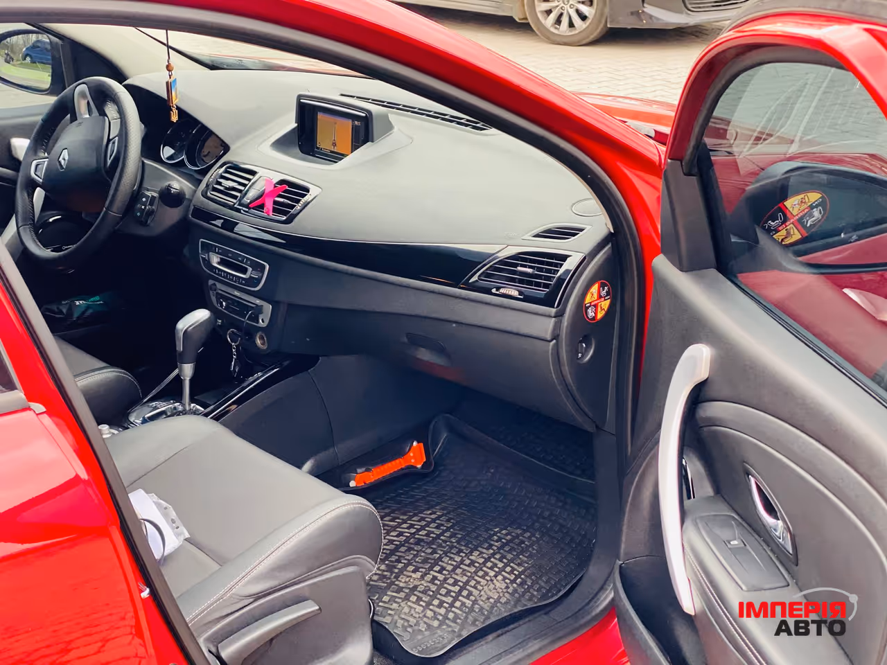 Renault Megane - фото 14