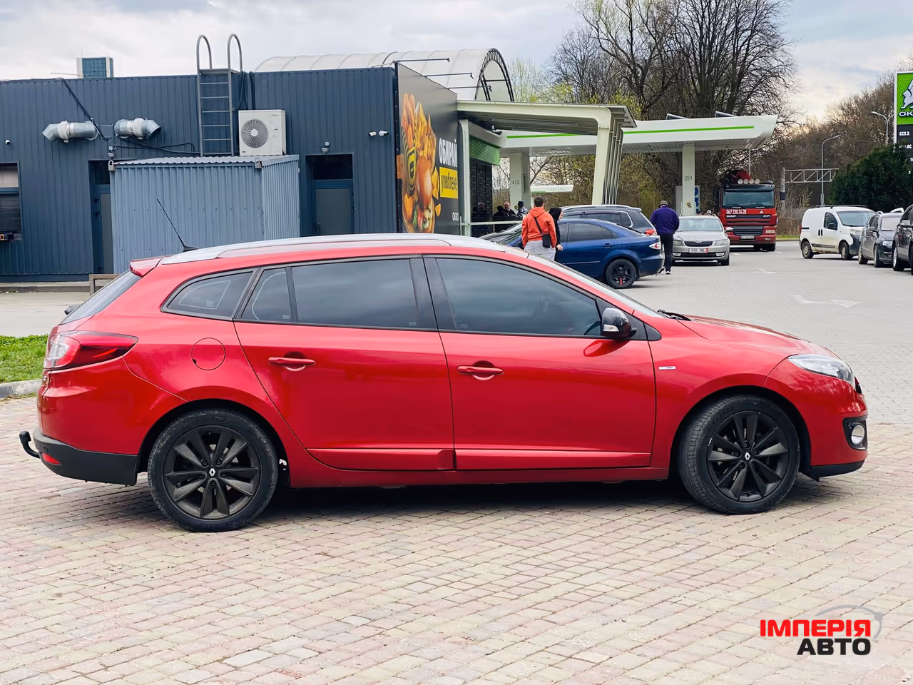 Renault Megane - фото 2