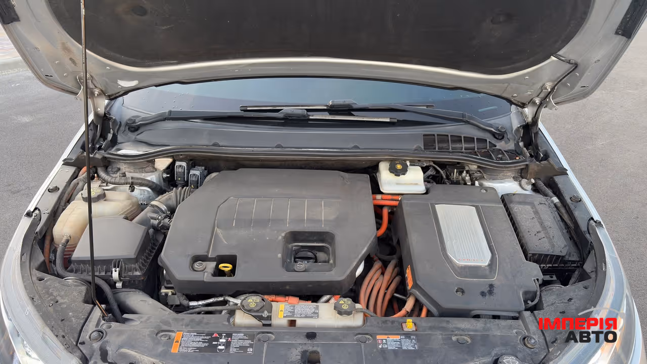 Chevrolet Volt - фото 12