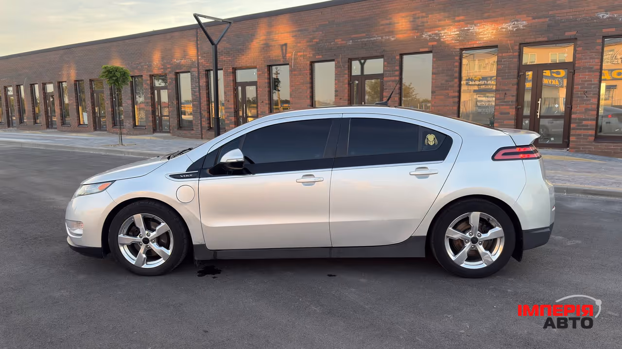 Chevrolet Volt - фото 4