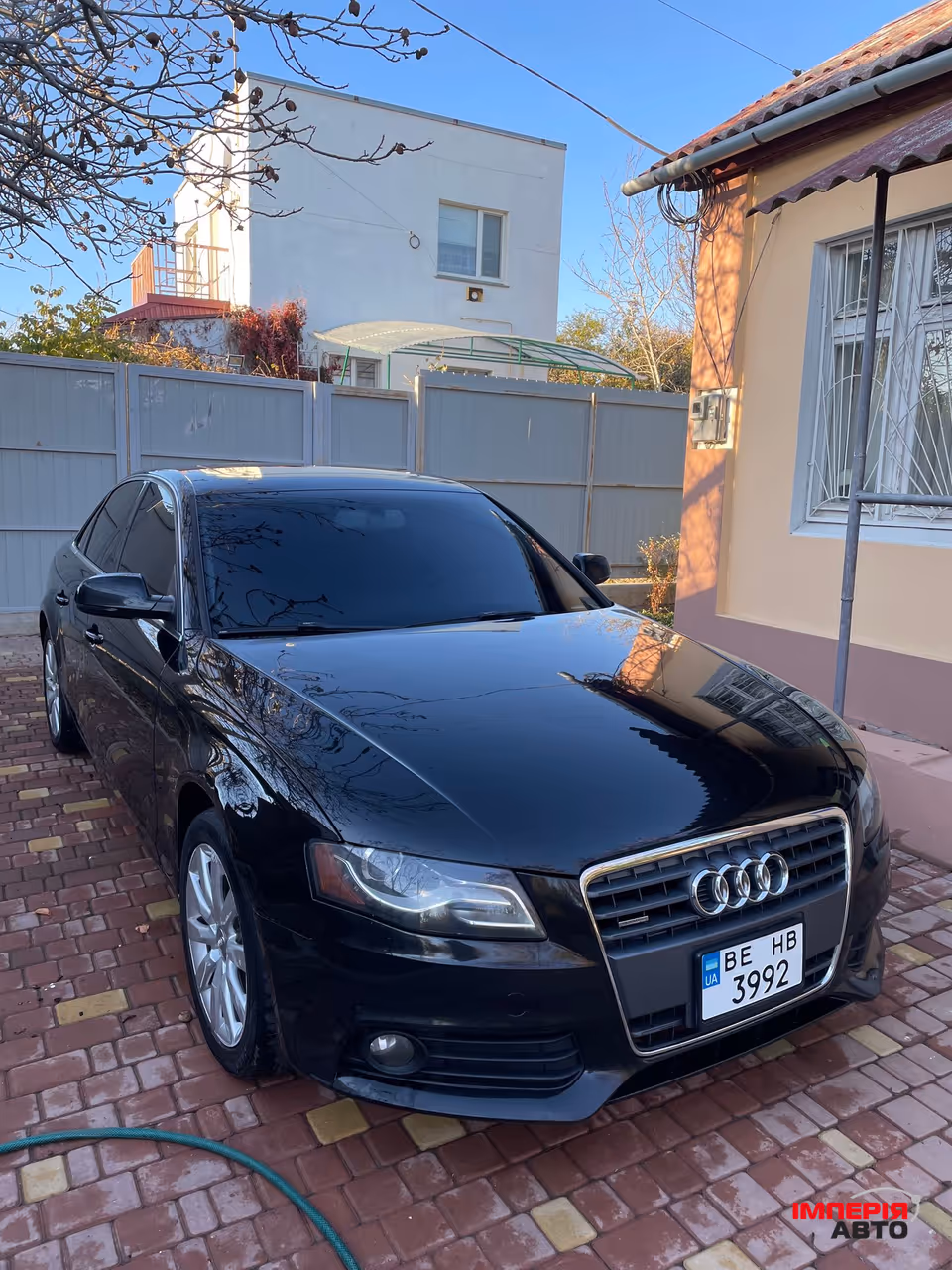 Audi A4 - фото 2